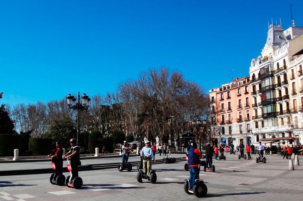 DejateGuiar - Segway Madrid Centro Tour y Tapa: Experiencia increíble